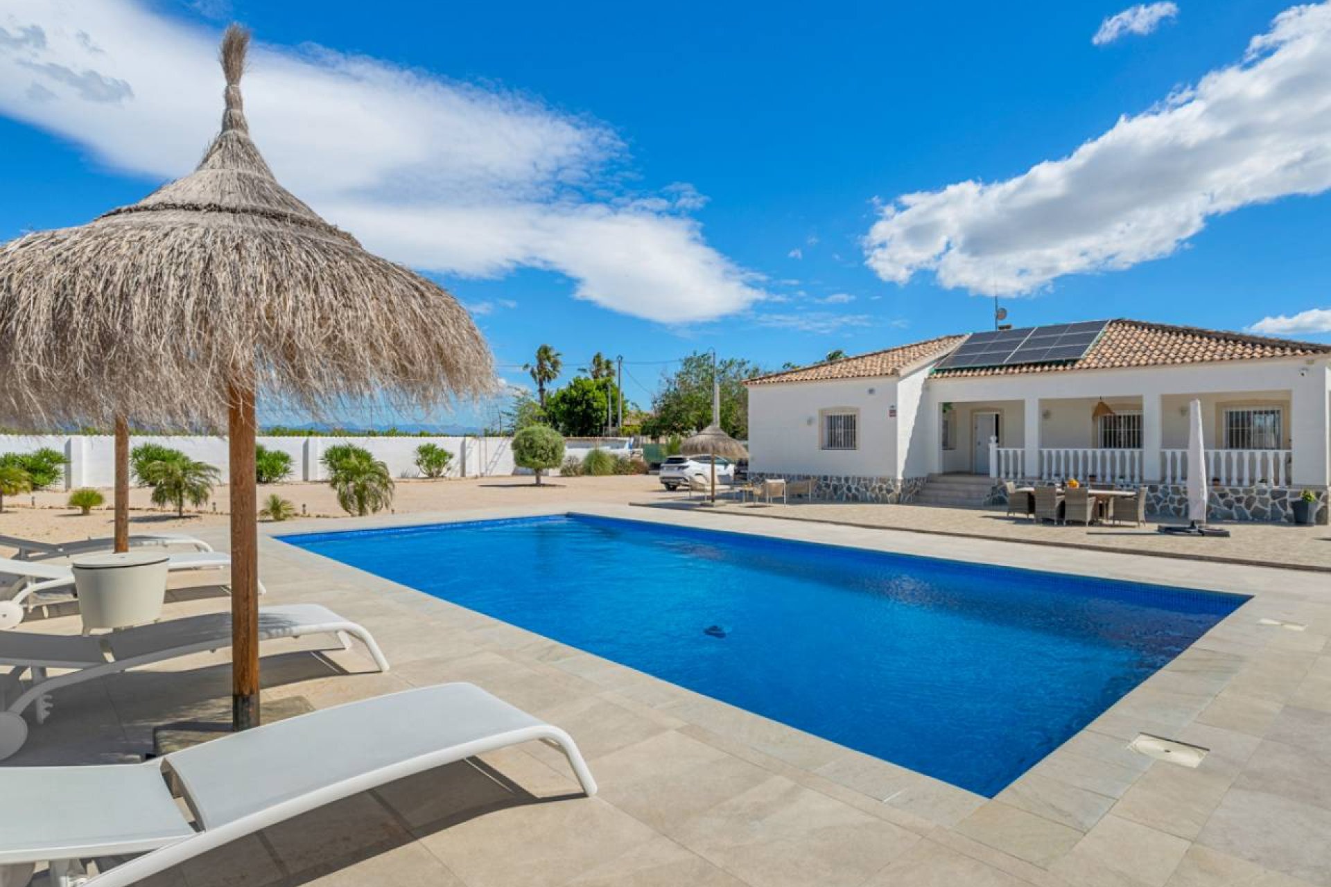 Bestaande bouw - Finca -
Rafal