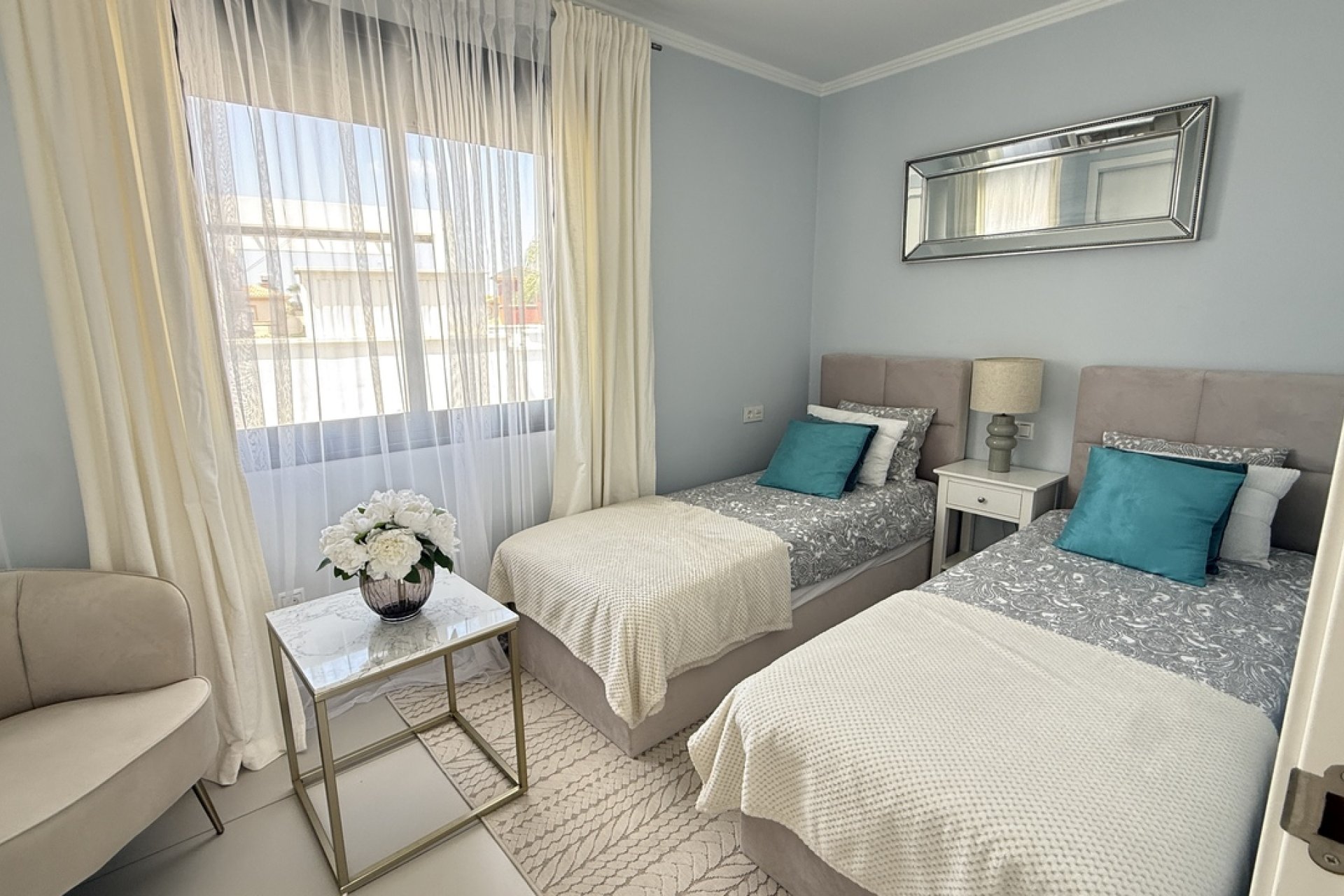 Bestaande bouw - Herenhuis -
Cabo Roig