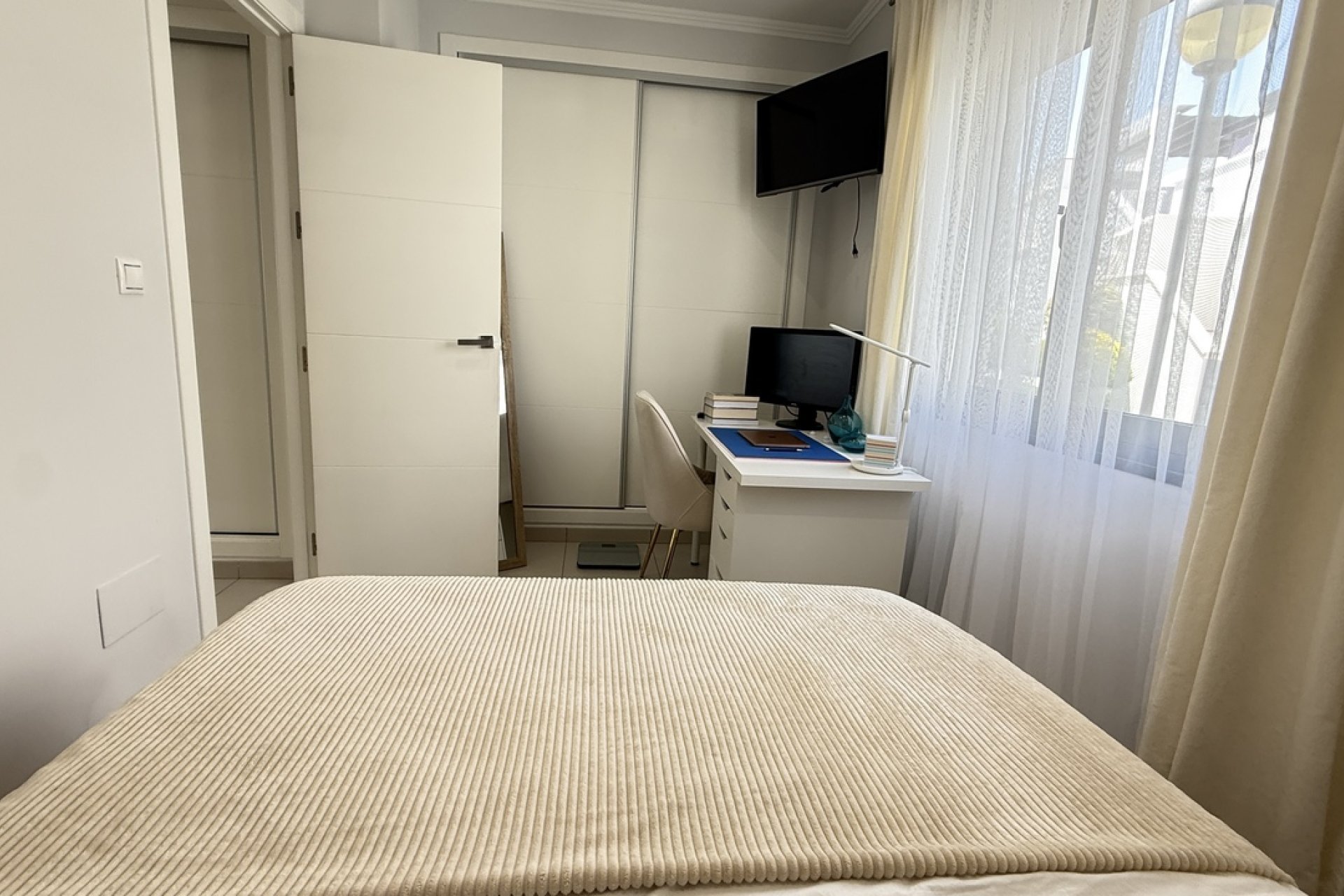 Bestaande bouw - Herenhuis -
Cabo Roig