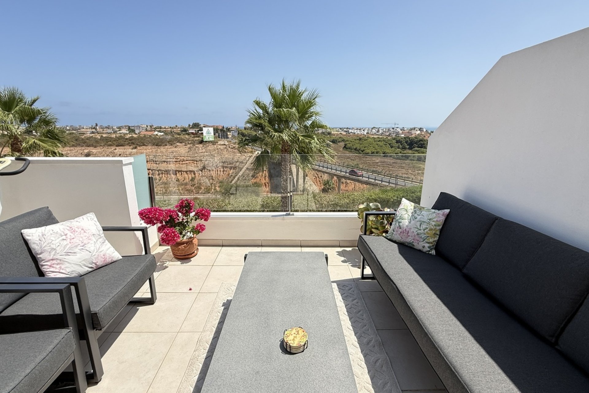 Bestaande bouw - Herenhuis -
Cabo Roig
