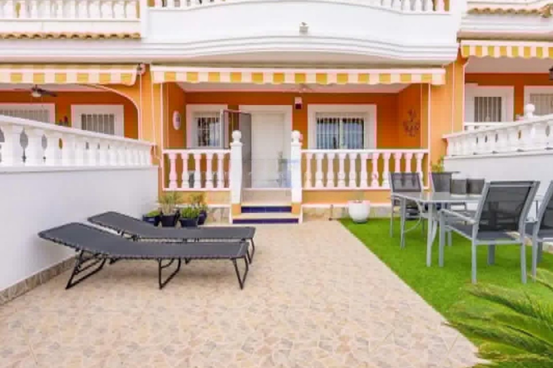 Bestaande bouw - Herenhuis -
Ciudad Quesada