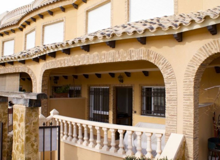 Bestaande bouw - Herenhuis -
Guardamar del Segura