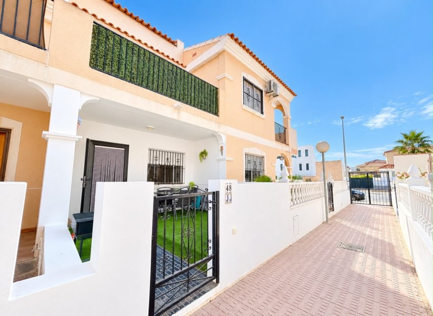 Bestaande bouw - Herenhuis -
Orihuela Costa - La Zenia
