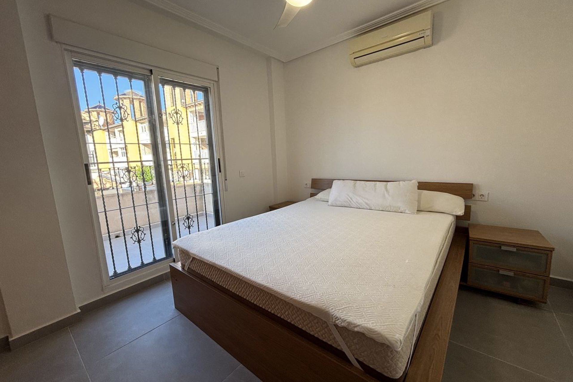 Bestaande bouw - Herenhuis -
Orihuela Costa - La Zenia