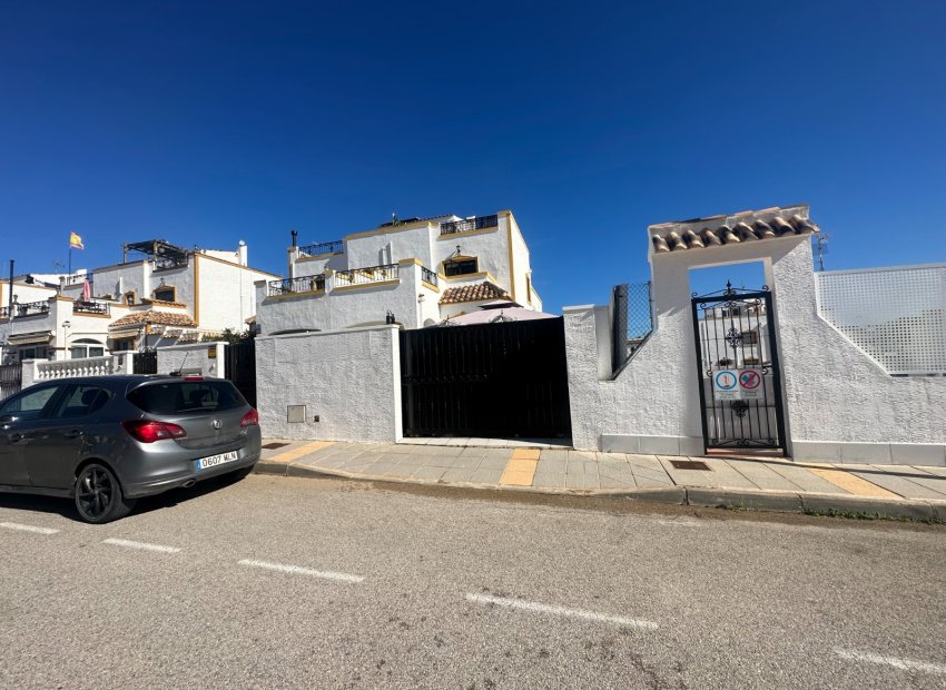 Bestaande bouw - Herenhuis -
Orihuela - Entre Naranjos Vistabella