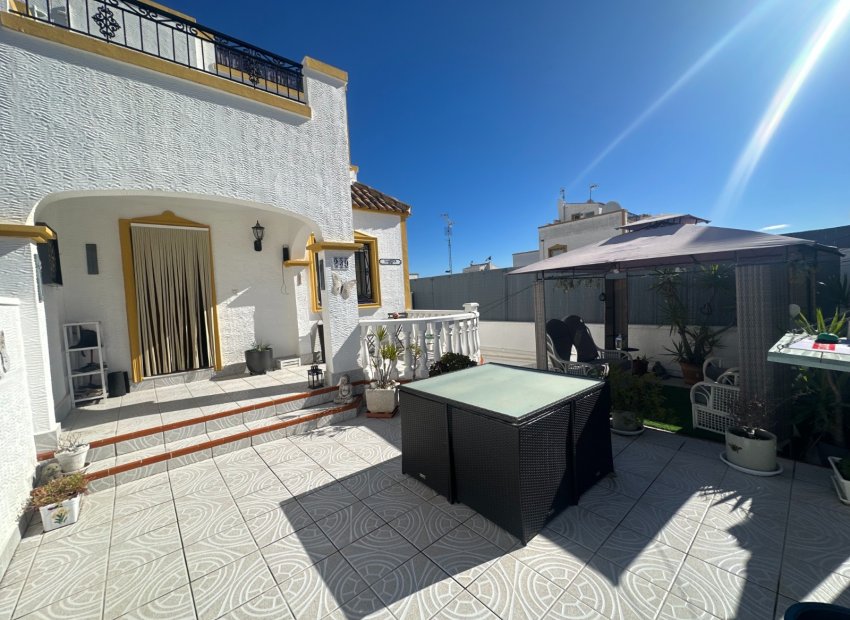 Bestaande bouw - Herenhuis -
Orihuela - Entre Naranjos Vistabella