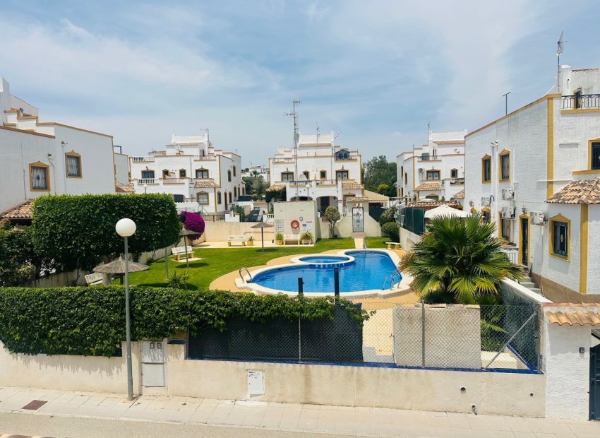 Bestaande bouw - Herenhuis -
Orihuela - Entre Naranjos Vistabella