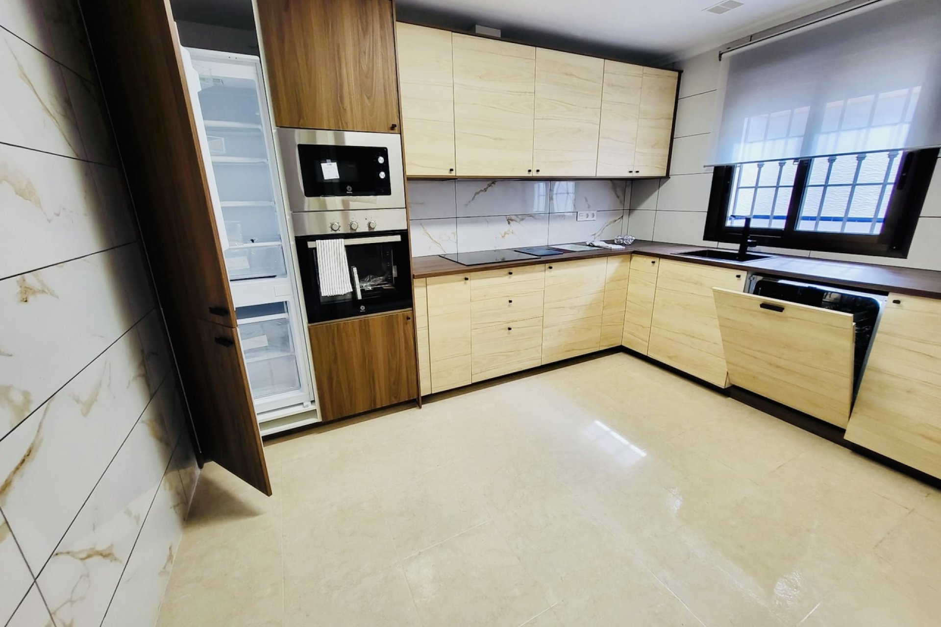 Bestaande bouw - Herenhuis -
San Miguel de Salinas