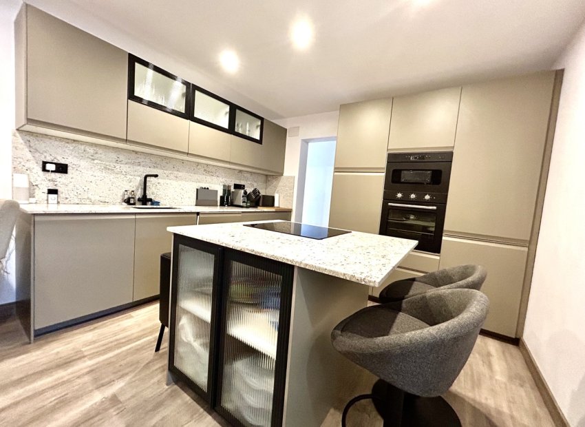 Bestaande bouw - Herenhuis -
San Miguel de Salinas