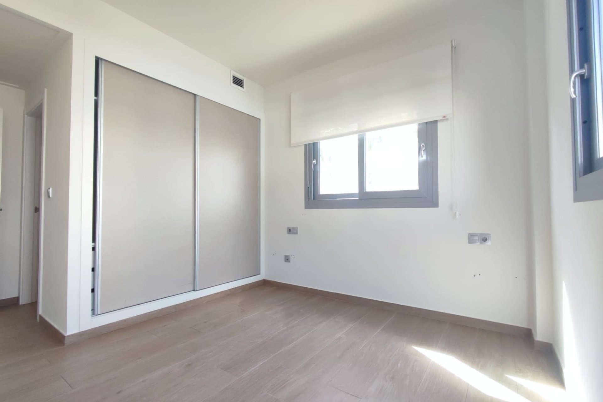 Bestaande bouw - Herenhuis -
Torrevieja - El Acequión - Los Náufragos