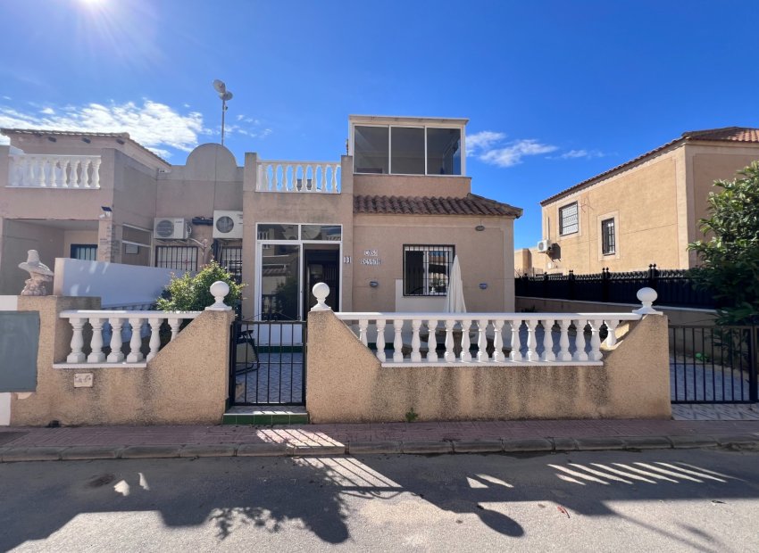 Bestaande bouw - Herenhuis -
Torrevieja - La Siesta