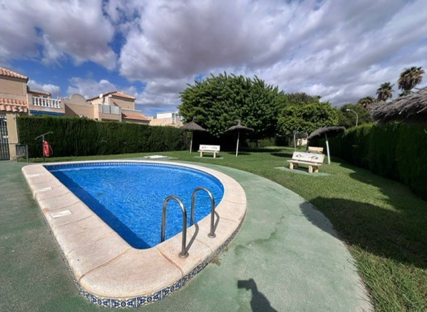 Bestaande bouw - Herenhuis -
Torrevieja - La Siesta