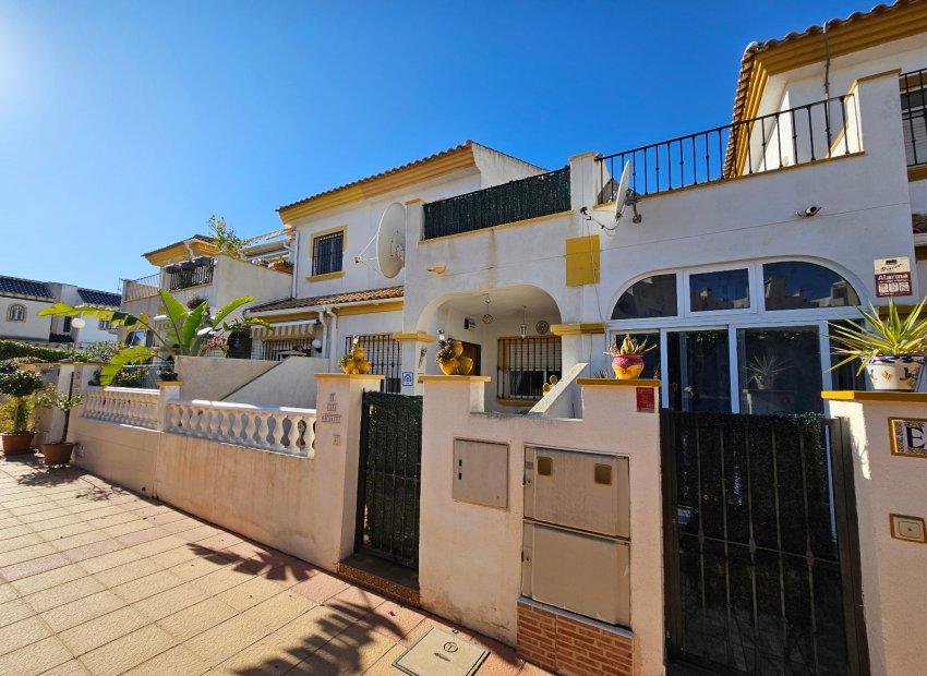 Bestaande bouw - Herenhuis -
Torrevieja - Laderas Del Sol