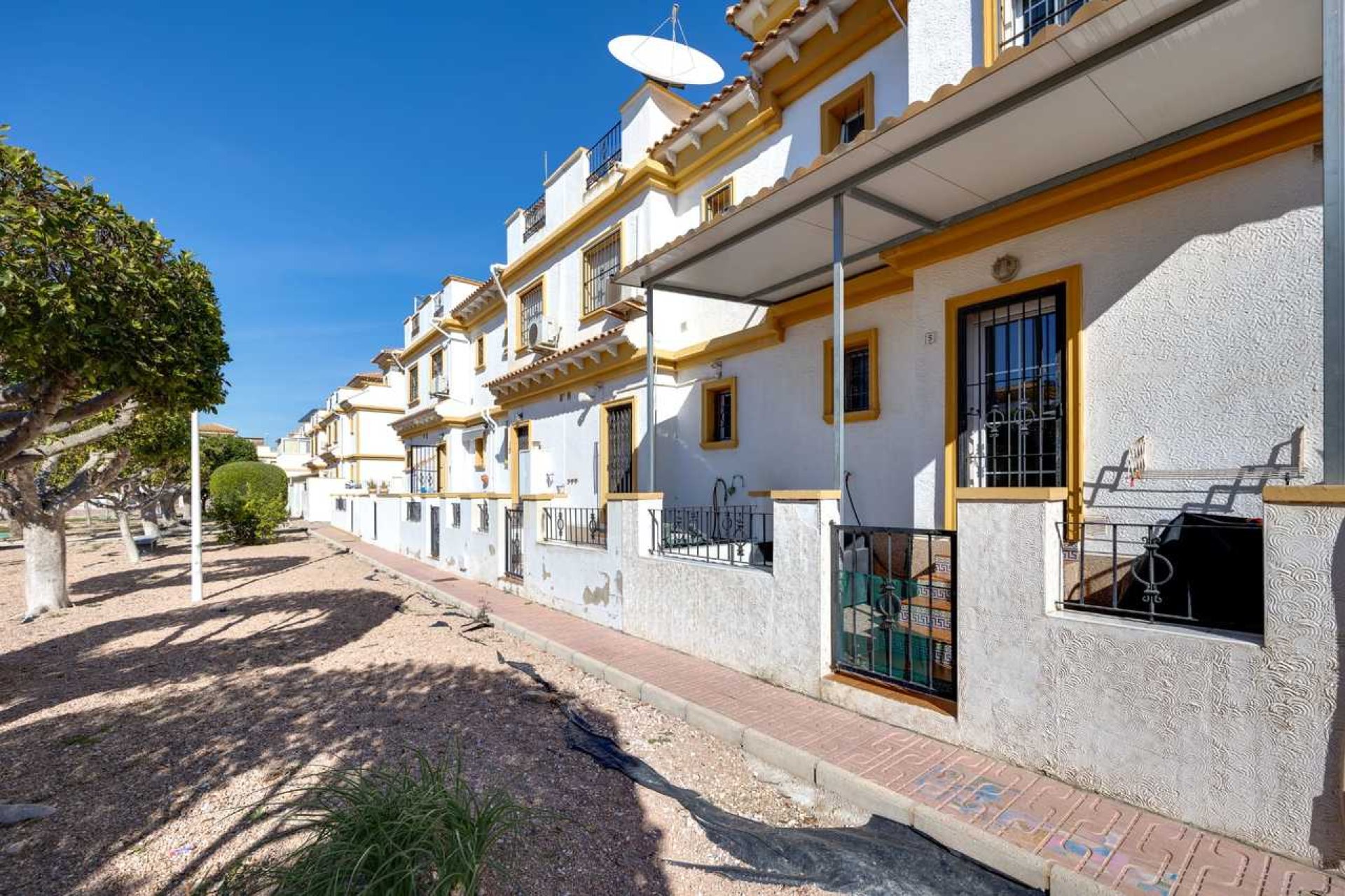Bestaande bouw - Herenhuis -
Torrevieja