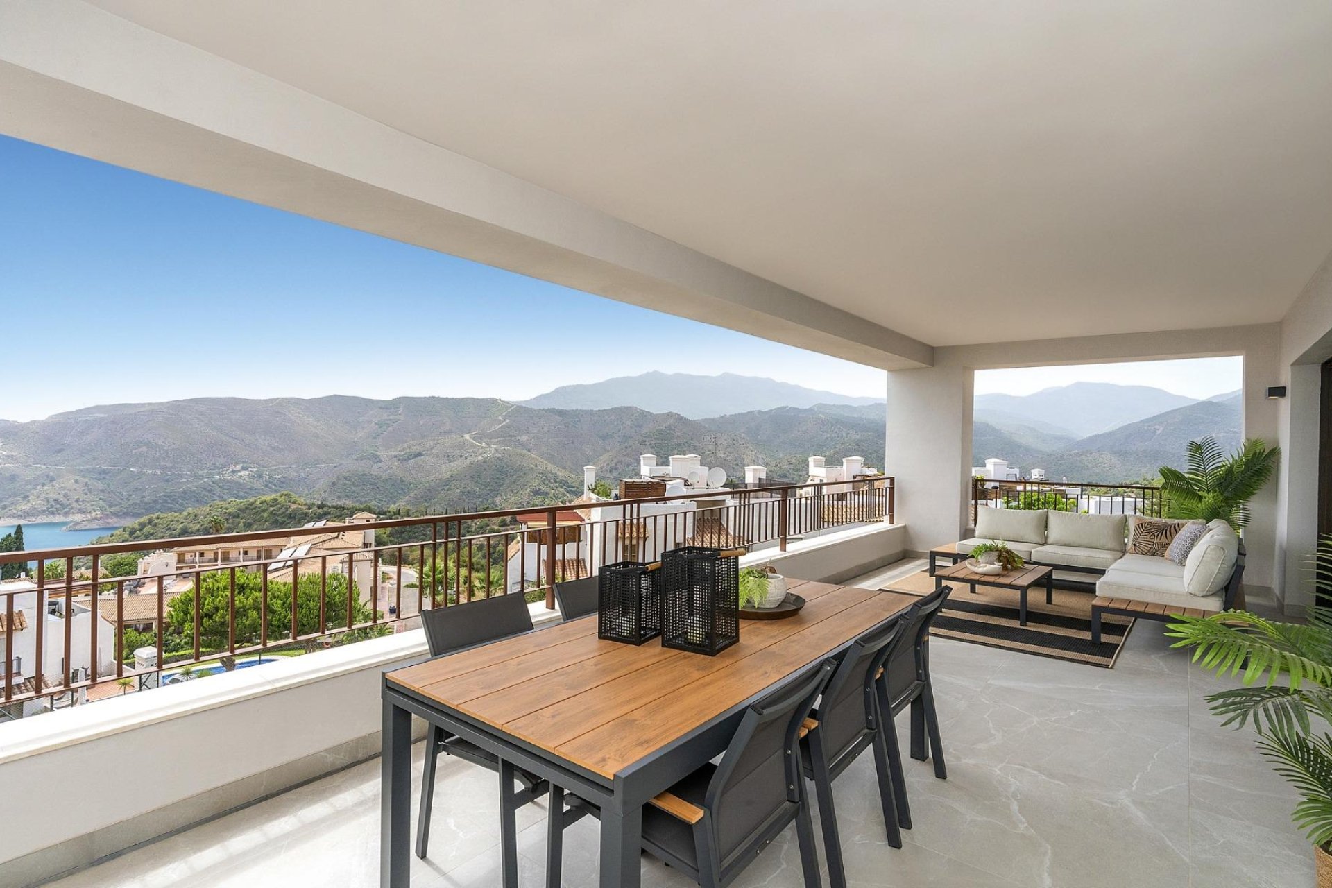 Bestaande bouw - Penthouse -
Istán - Cerros De Los Lagos