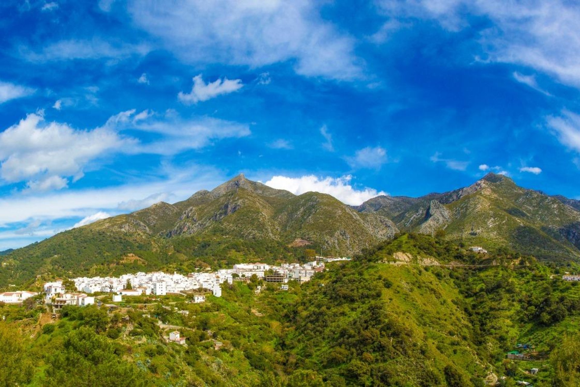 Bestaande bouw - Penthouse -
Istán - Cerros De Los Lagos