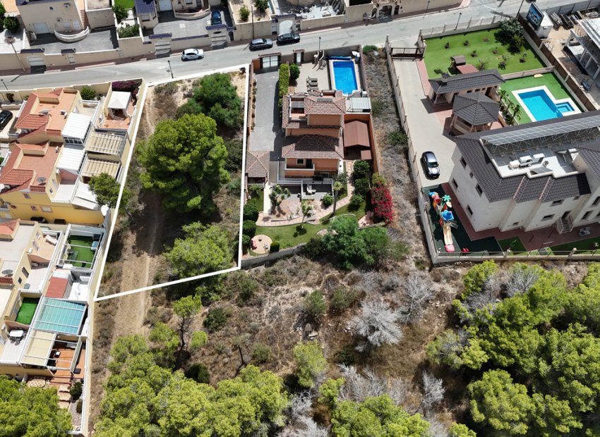 Bestaande bouw - Perceel -
Villamartín - Villamartin