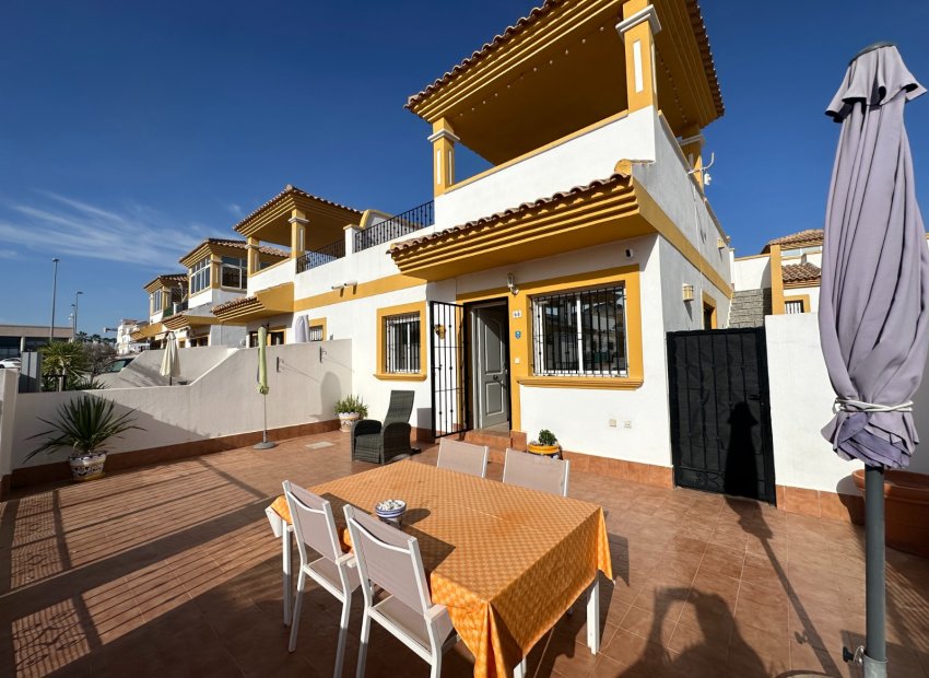 Bestaande bouw - Town house / semi detached -
Orihuela - Entre Naranjos Vistabella