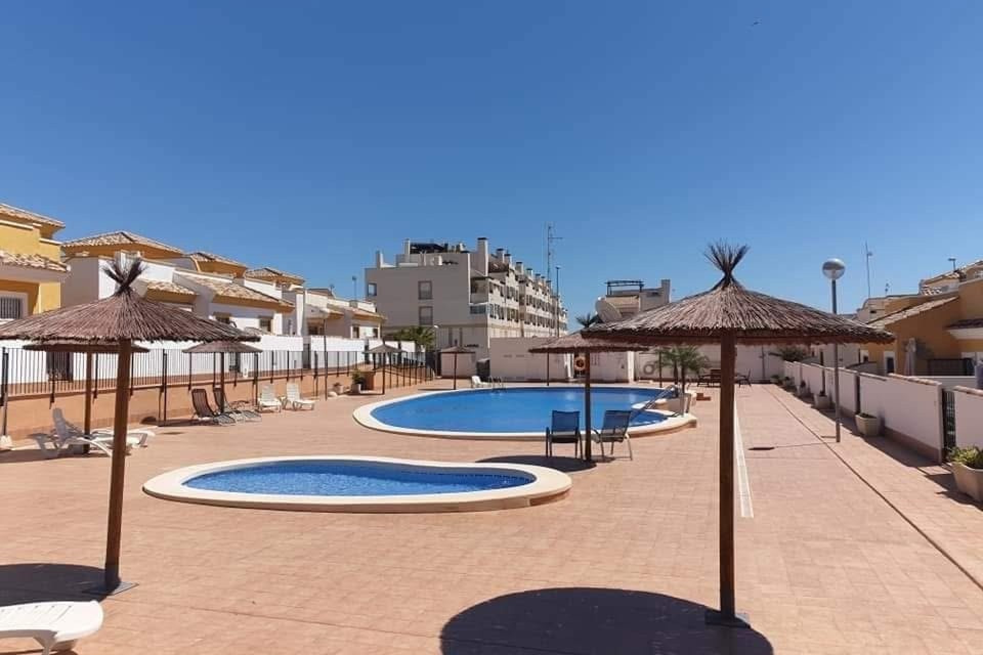 Bestaande bouw - Town house / semi detached -
Orihuela - Entre Naranjos Vistabella