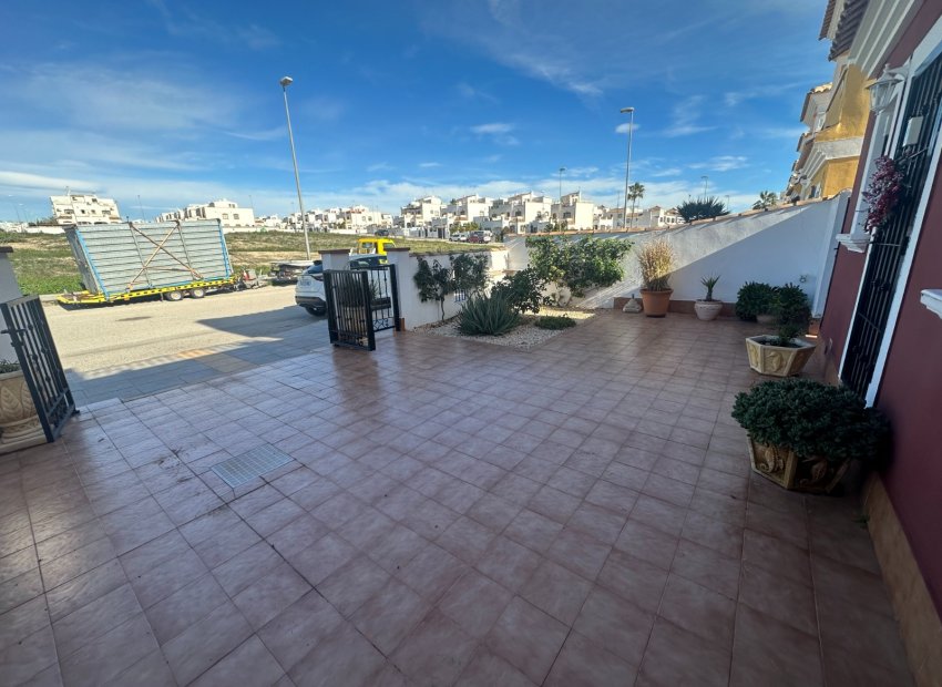 Bestaande bouw - Town house / semi detached -
Orihuela - Entre Naranjos Vistabella