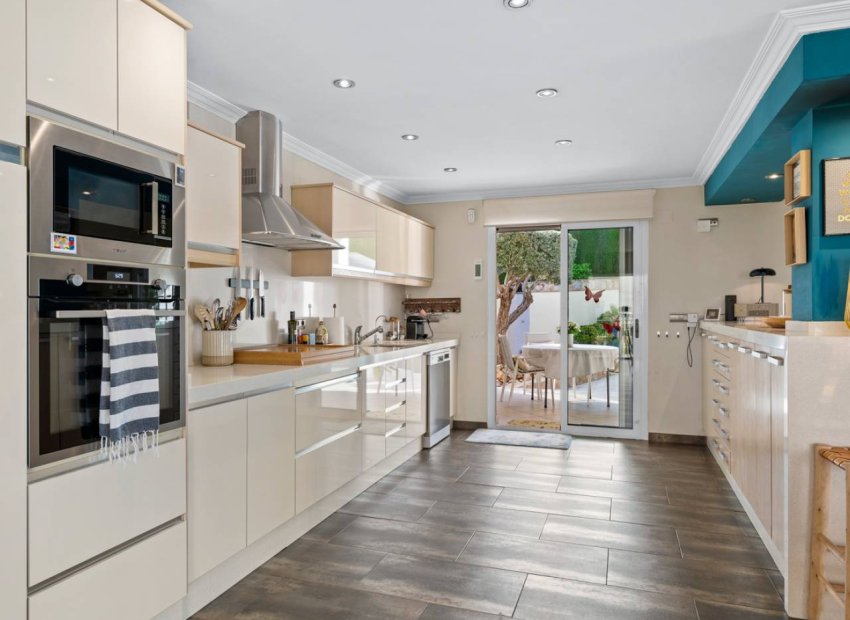 Bestaande bouw - Villa -
Algorfa - Montemar