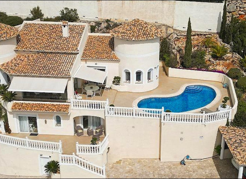 Bestaande bouw - Villa -
Altea