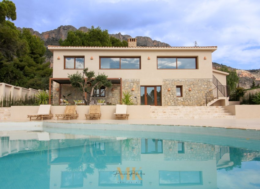 Bestaande bouw - Villa -
Altea