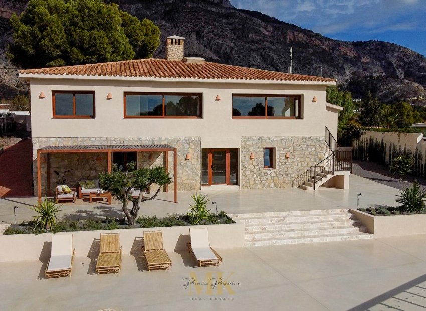 Bestaande bouw - Villa -
Altea