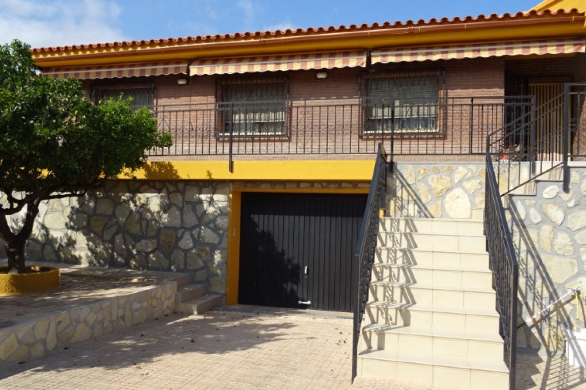 Bestaande bouw - Villa -
Benidorm - Poniente