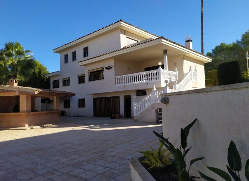 Bestaande bouw - Villa -
Benidorm - Poniente