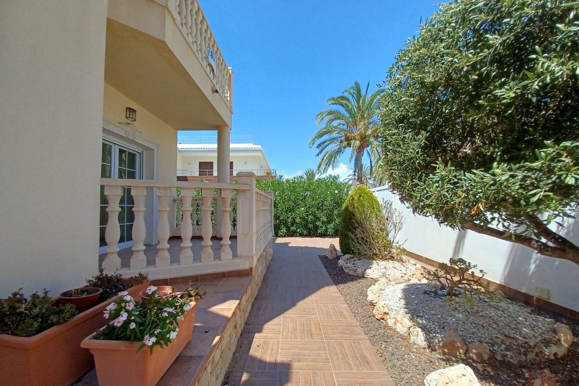 Bestaande bouw - Villa -
Cabo Roig