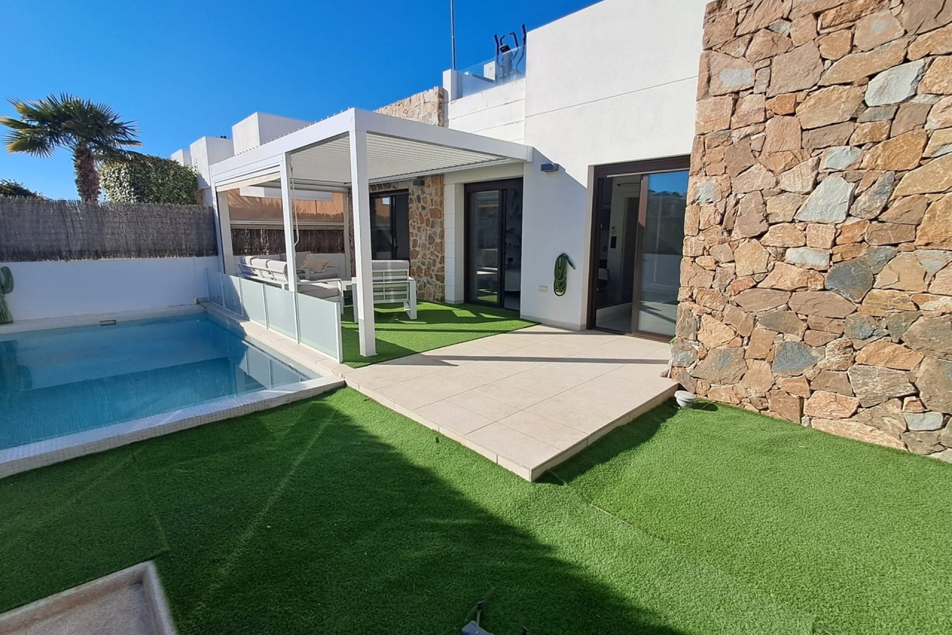 Bestaande bouw - Villa -
Cabo Roig