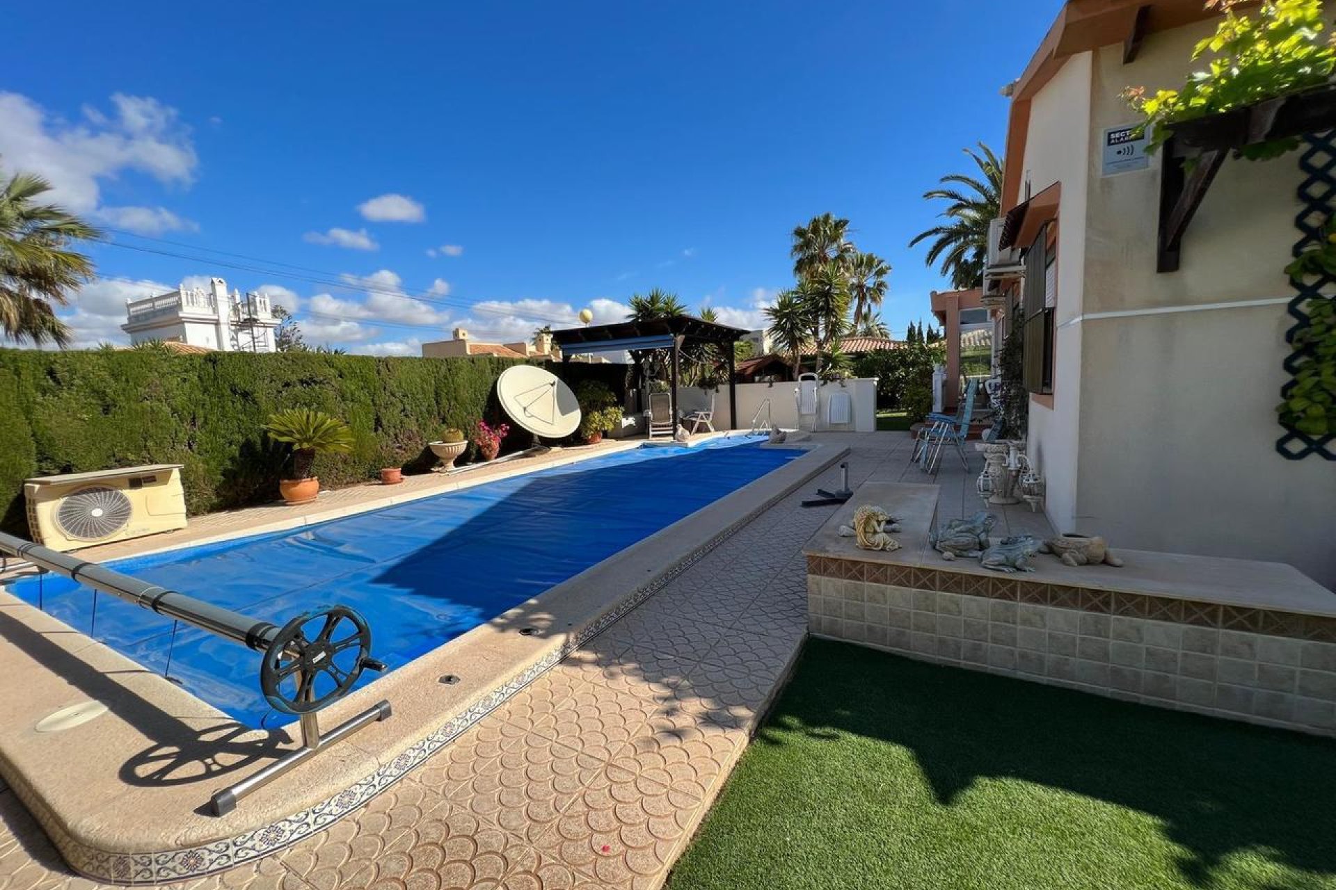 Bestaande bouw - Villa -
Cabo Roig