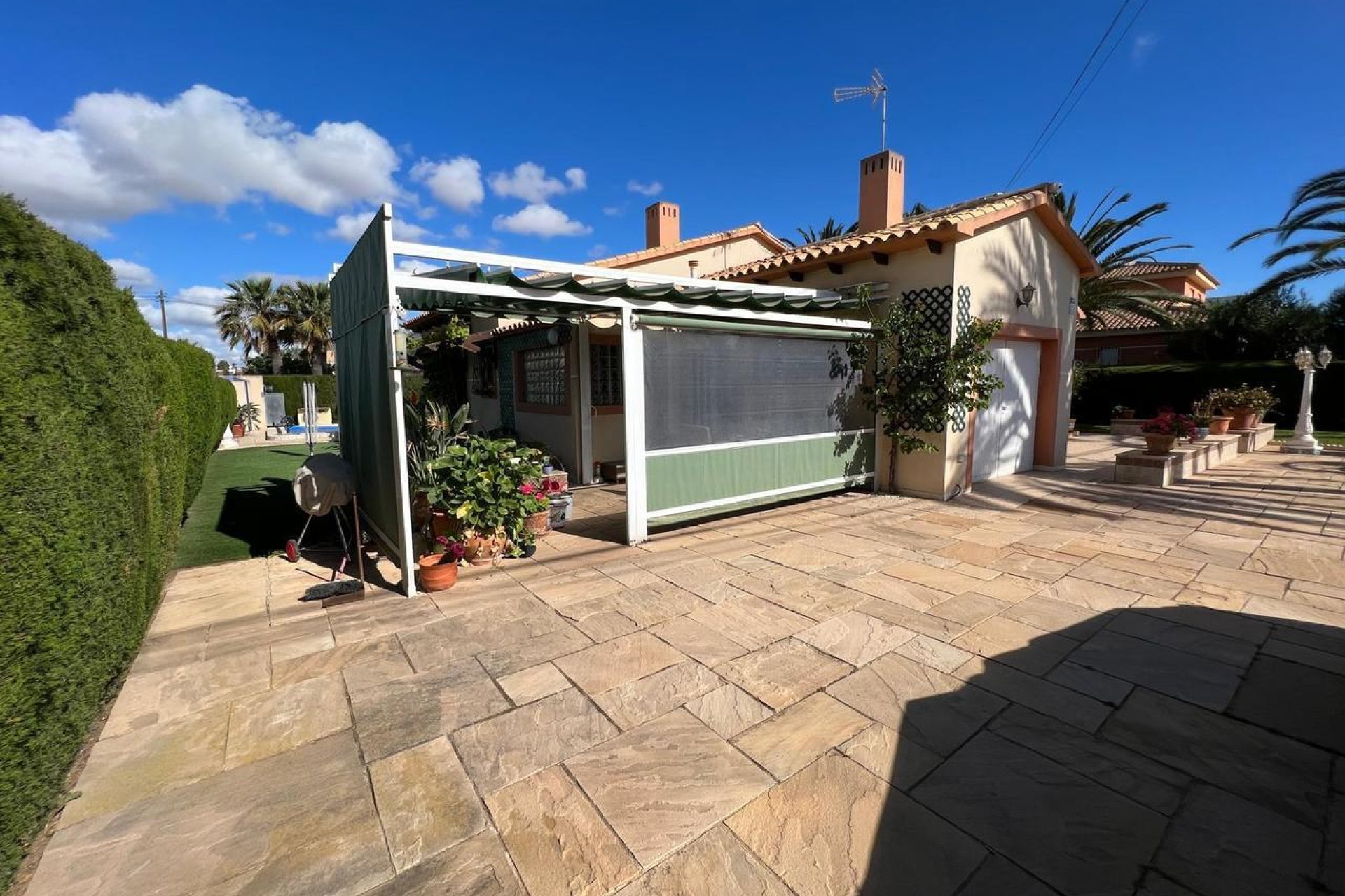 Bestaande bouw - Villa -
Cabo Roig