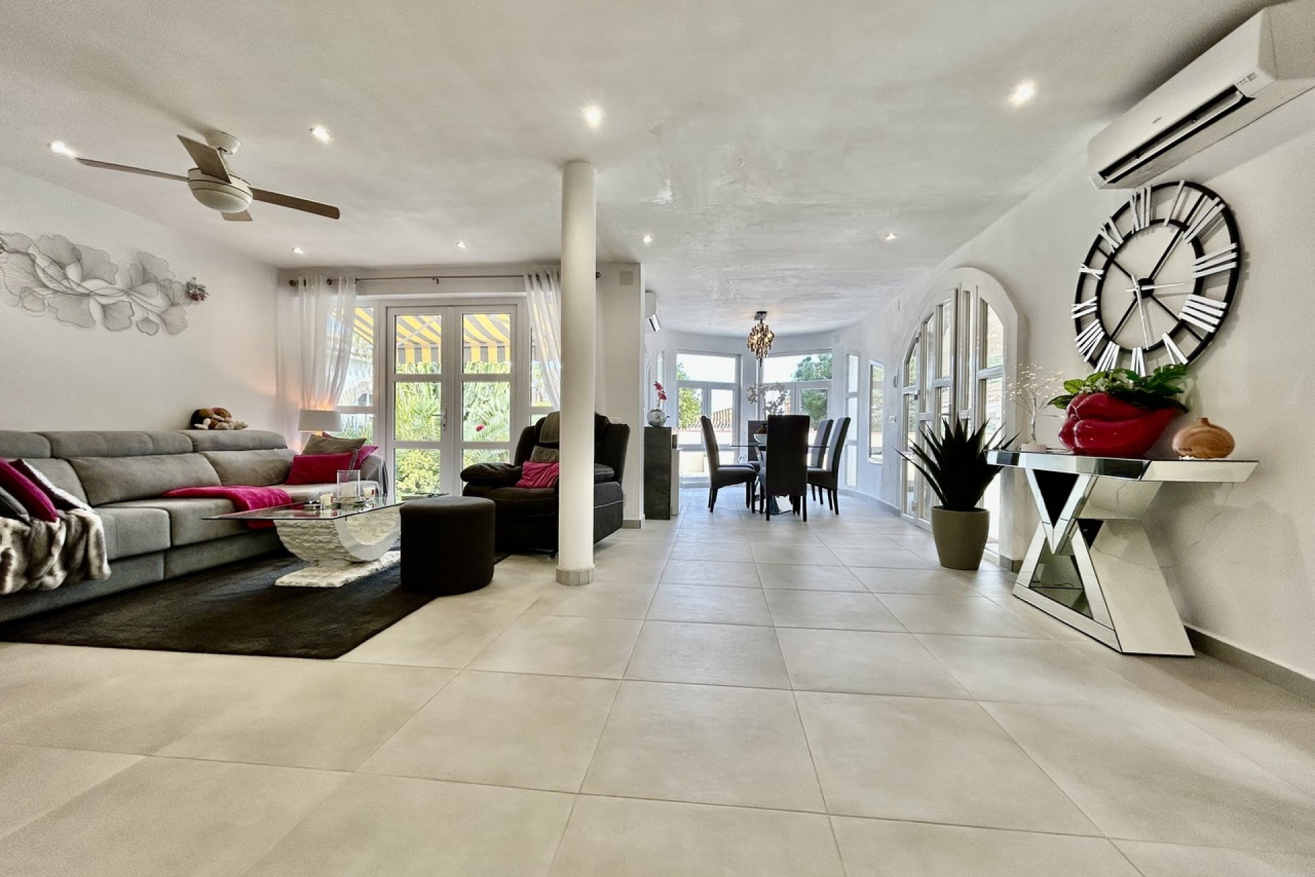 Bestaande bouw - Villa -
Cabo Roig