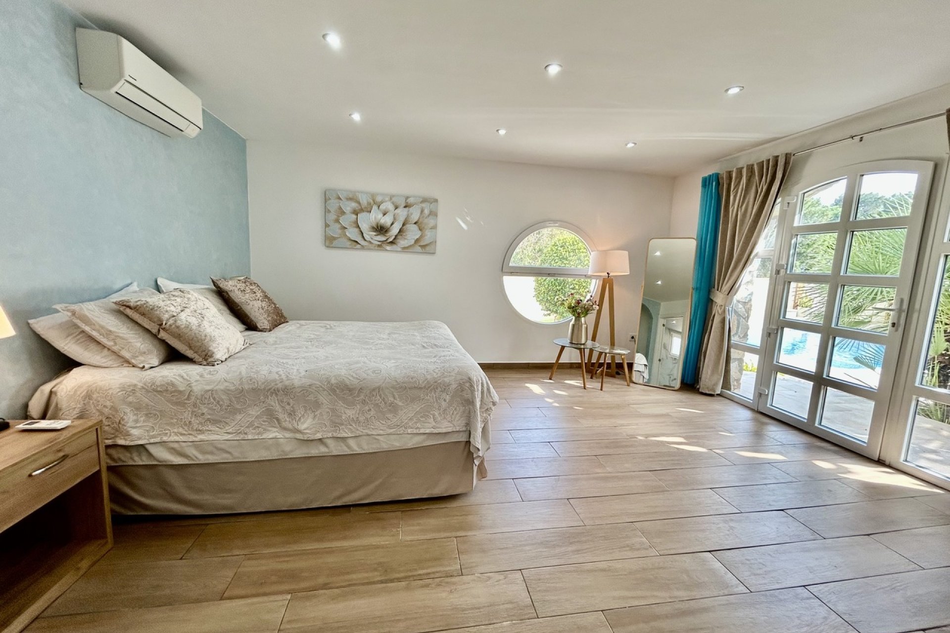 Bestaande bouw - Villa -
Cabo Roig