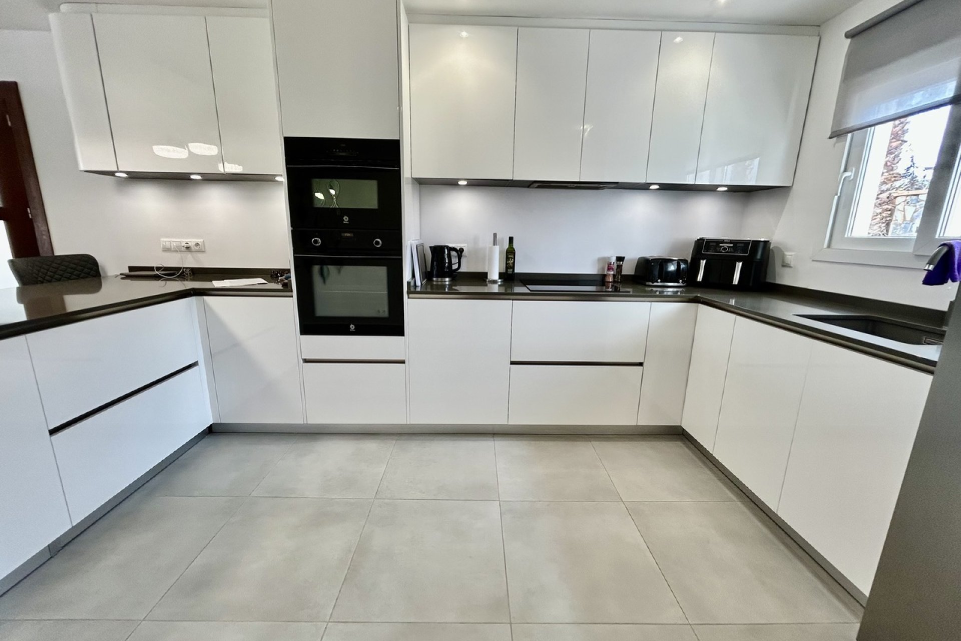 Bestaande bouw - Villa -
Cabo Roig