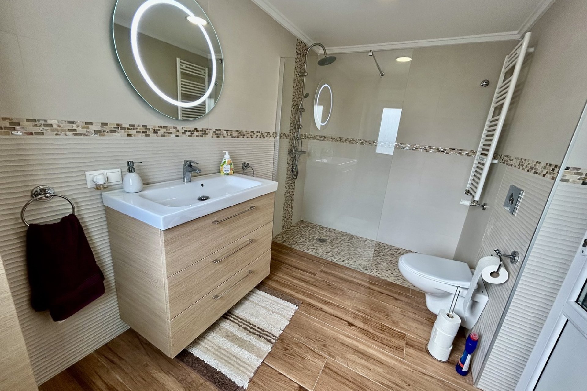 Bestaande bouw - Villa -
Cabo Roig