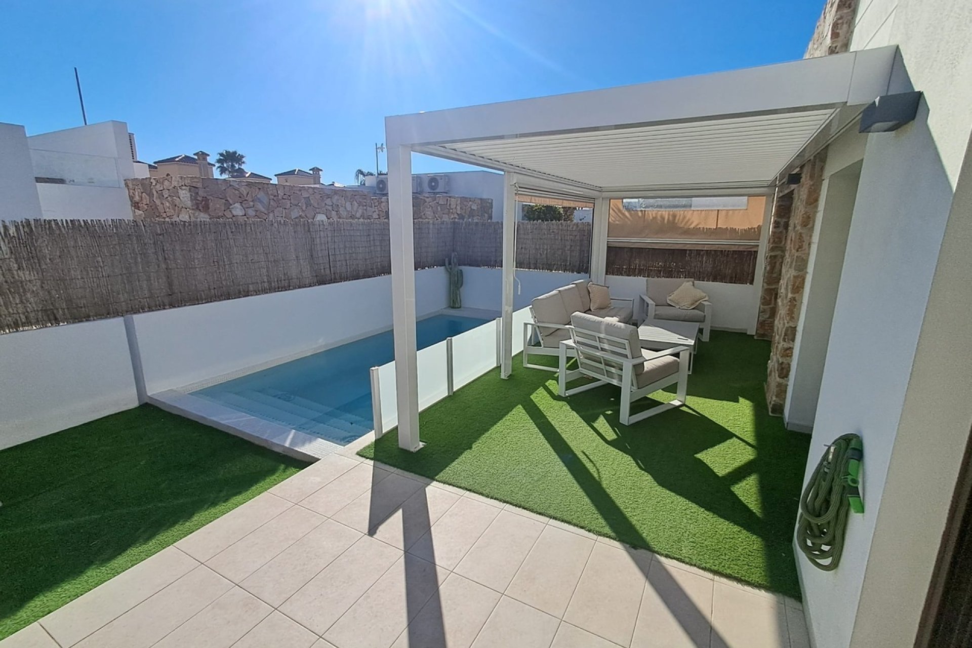 Bestaande bouw - Villa -
Cabo Roig