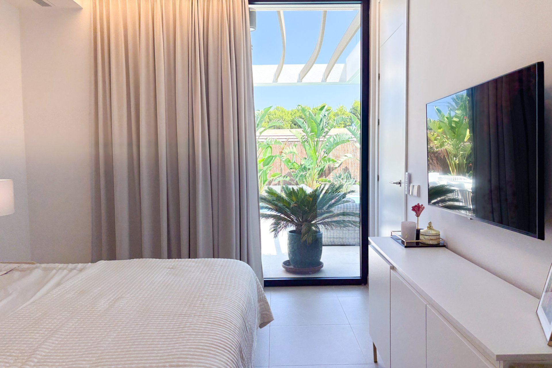 Bestaande bouw - Villa -
Cabo Roig