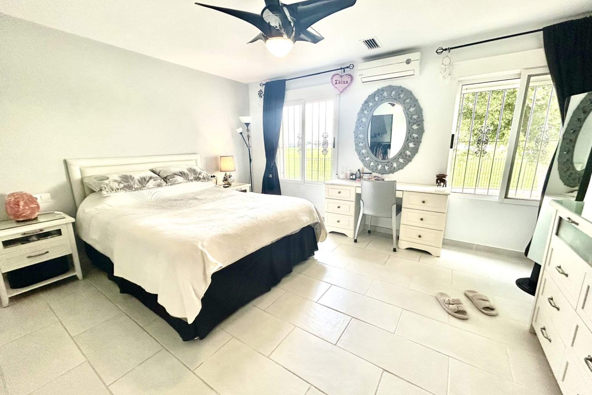 Bestaande bouw - Villa -
Catral