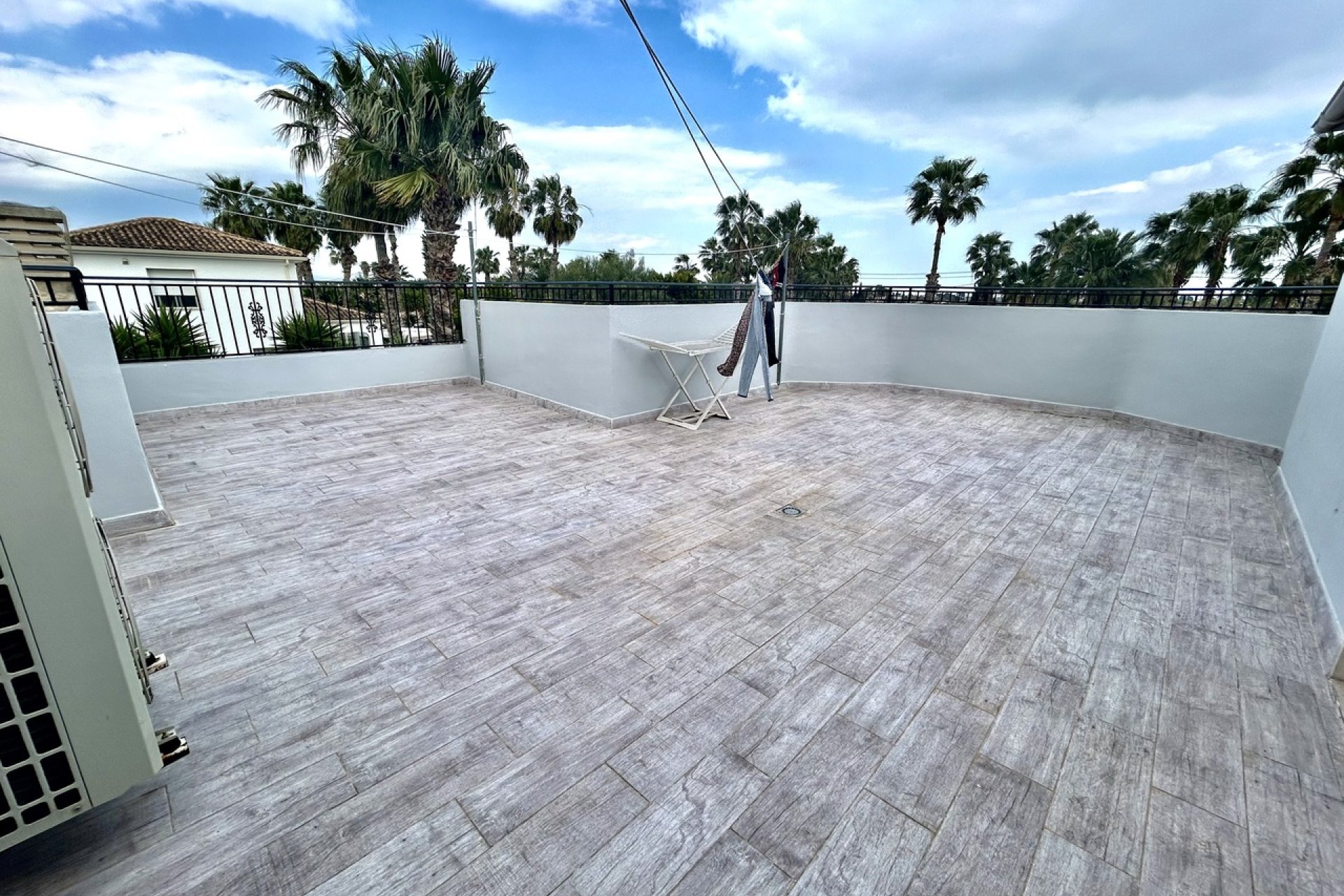 Bestaande bouw - Villa -
Catral