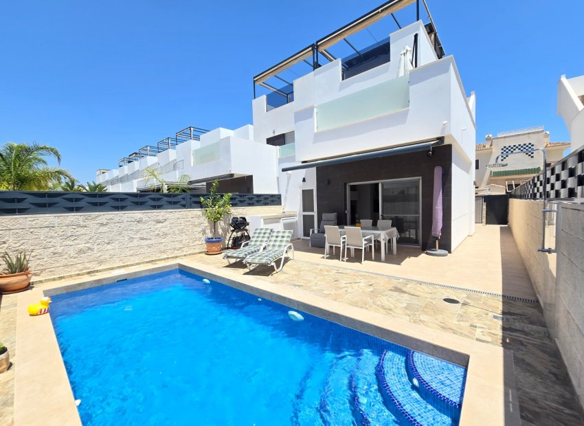 Bestaande bouw - Villa -
Ciudad Quesada - Doña Pepa *