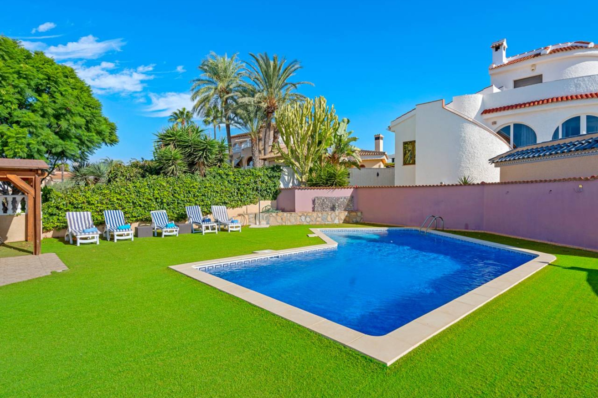 Bestaande bouw - Villa -
Ciudad Quesada