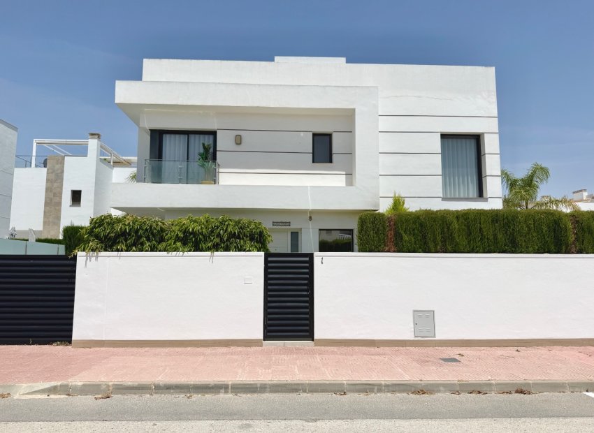 Bestaande bouw - Villa -
Ciudad Quesada