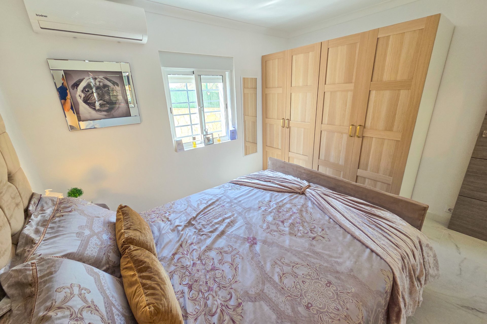 Bestaande bouw - Villa -
Crevillent
