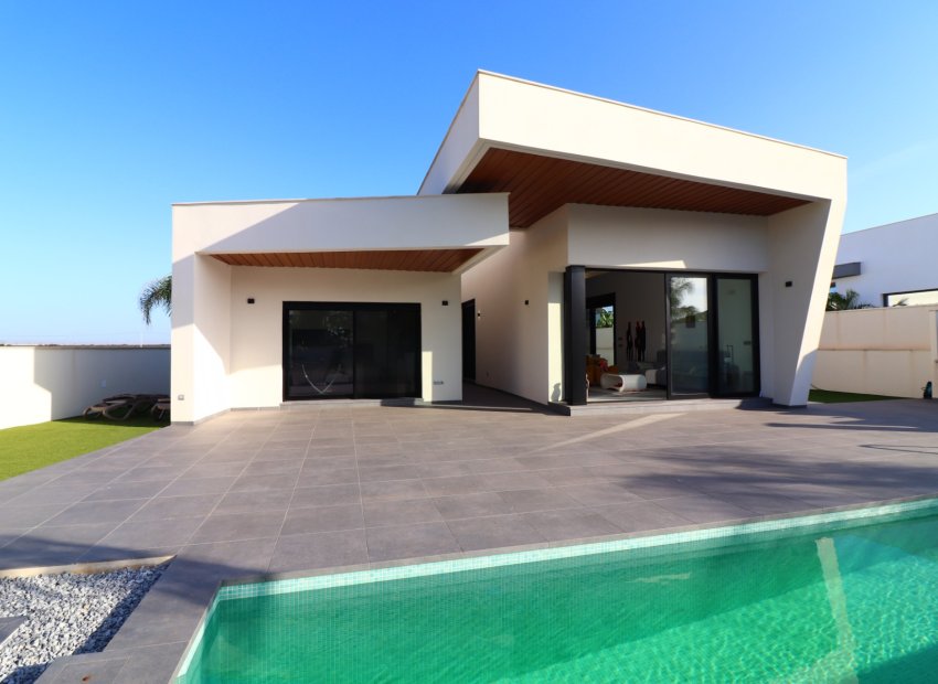 Bestaande bouw - Villa -
Formentera del Segura - Euroroda