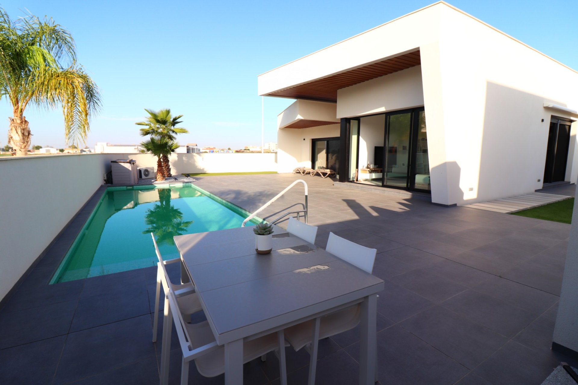 Bestaande bouw - Villa -
Formentera del Segura - Euroroda