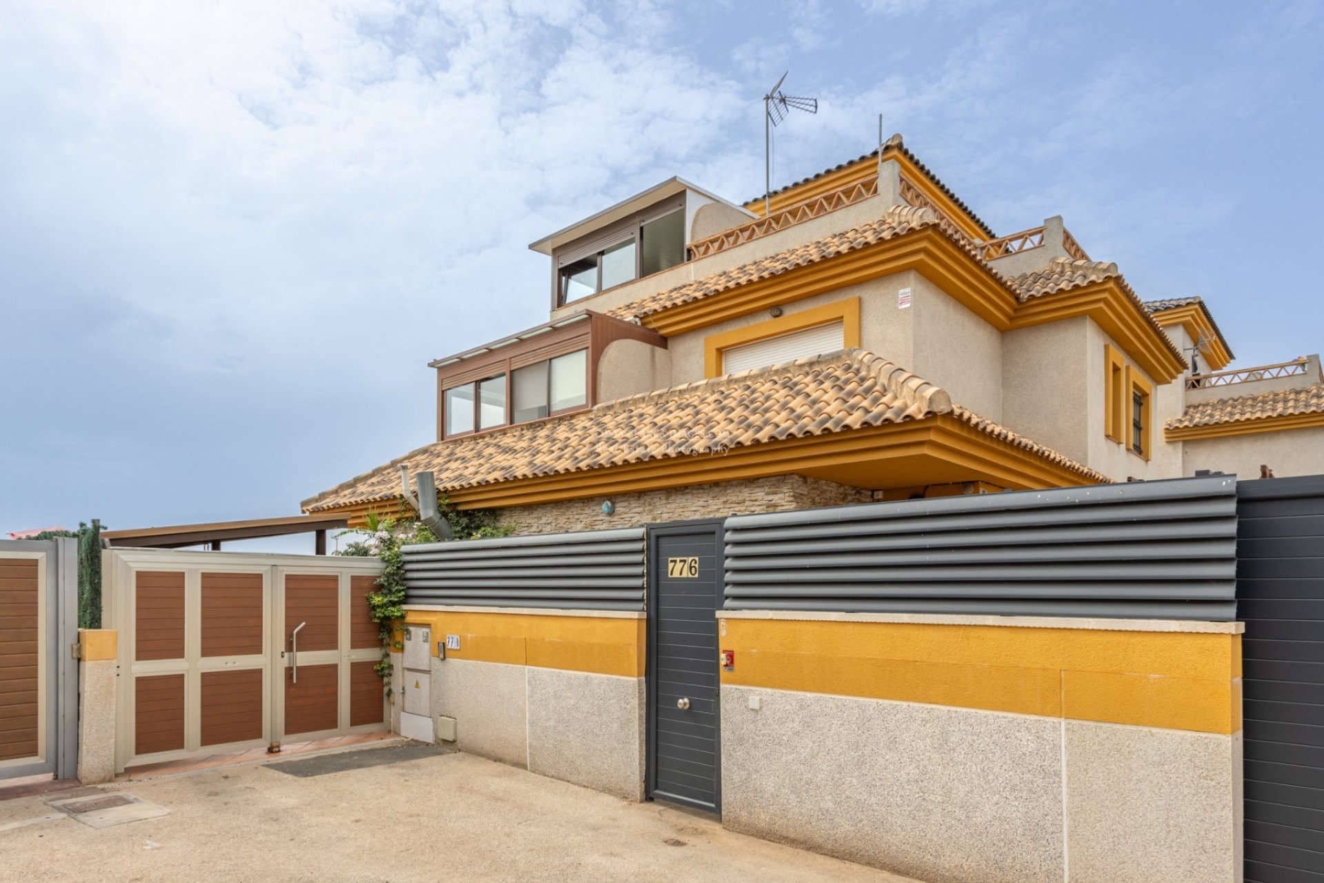 Bestaande bouw - Villa -
Los Montesinos - La Herrada