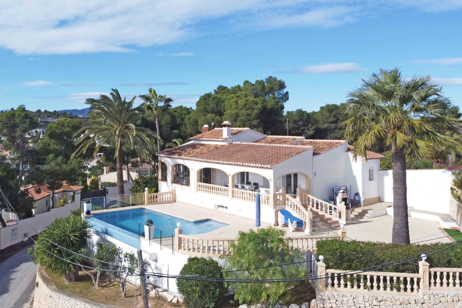 Bestaande bouw - Villa -
Moraira - Benimeit